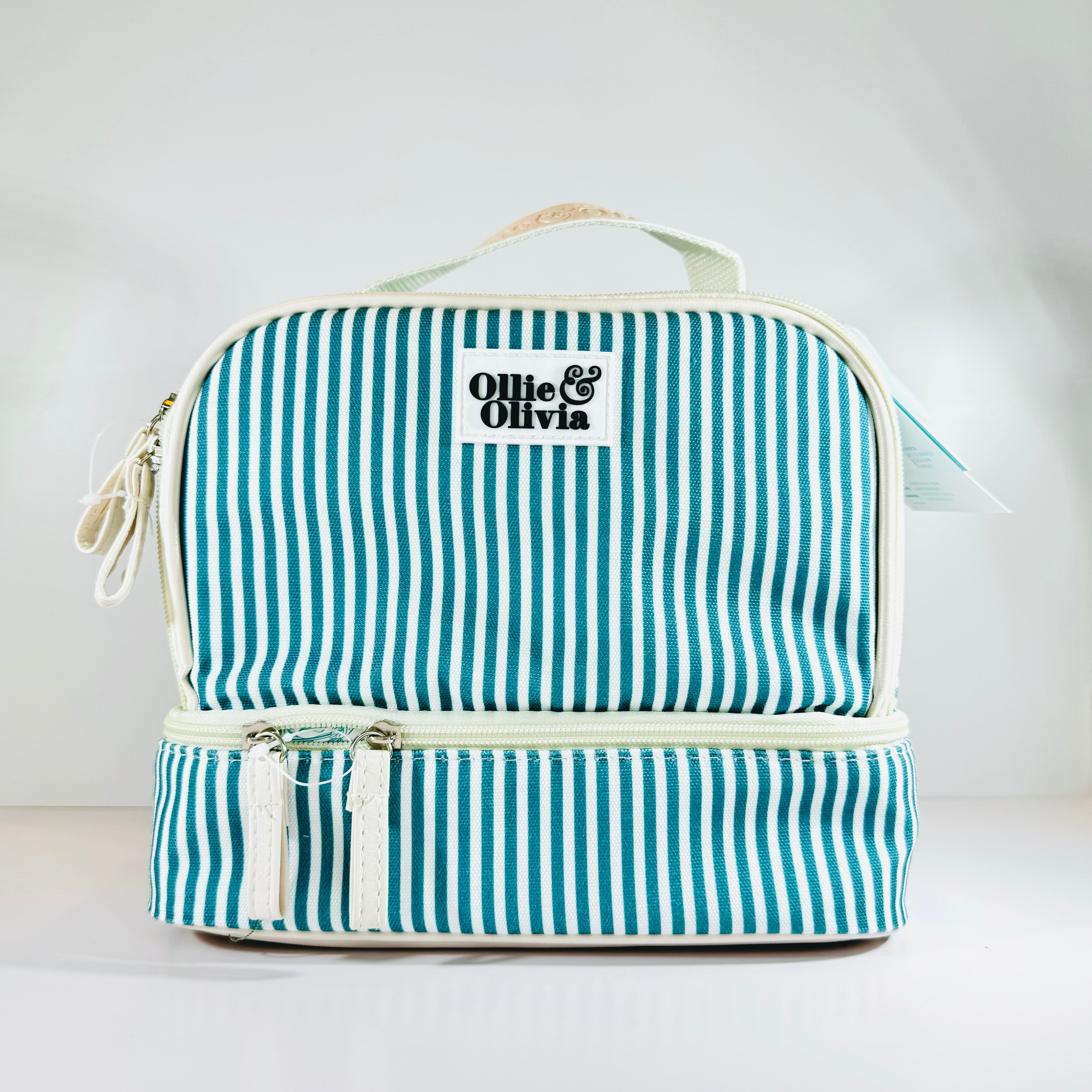 Ollie & Olivia – Peaches General Store display picture 1