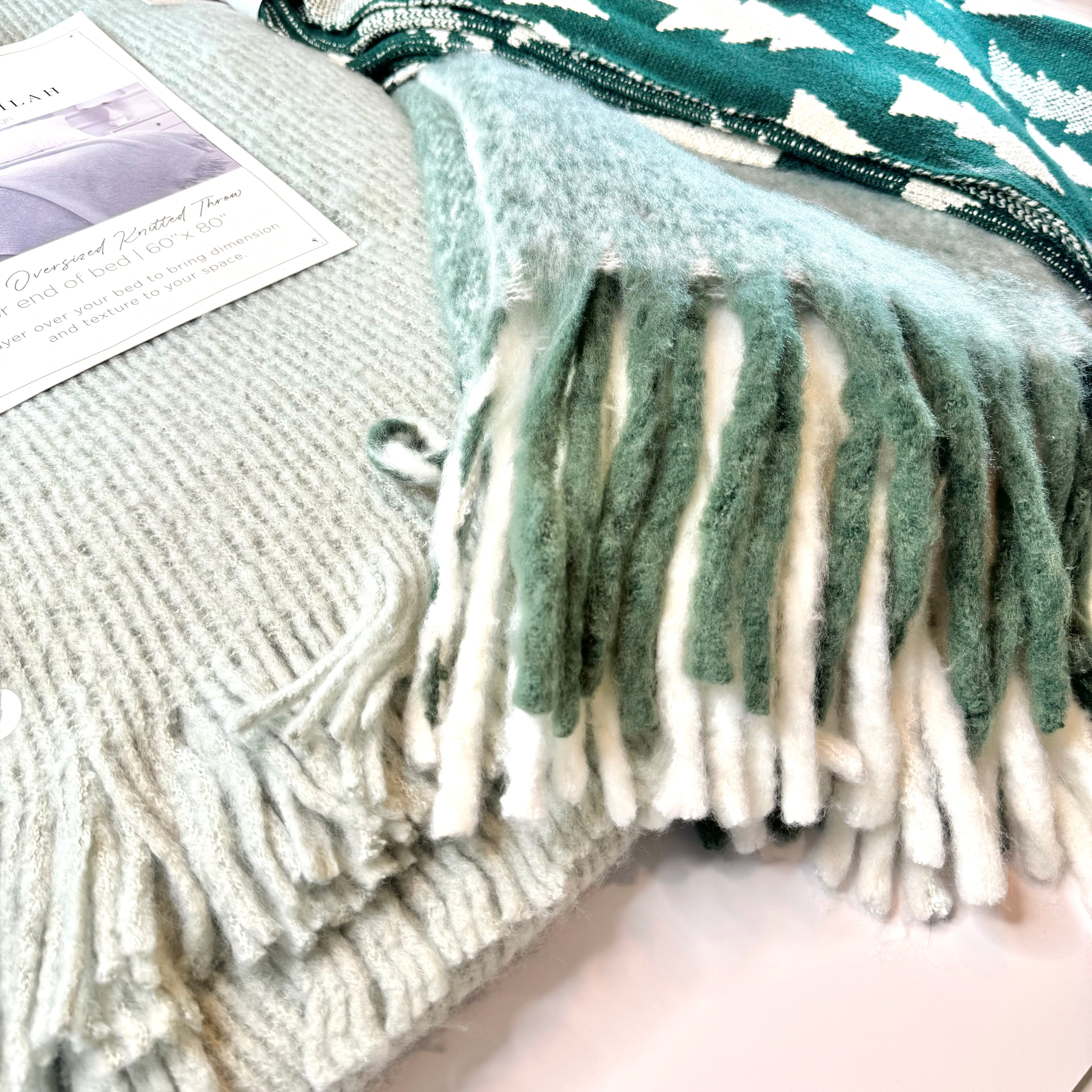 Honey & Lilah Oversized Knitted Throw
