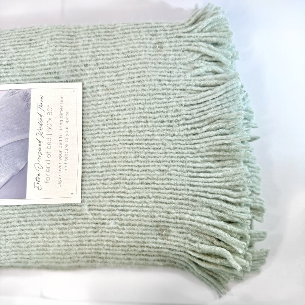Honey & Lilah Oversized Knitted Throw